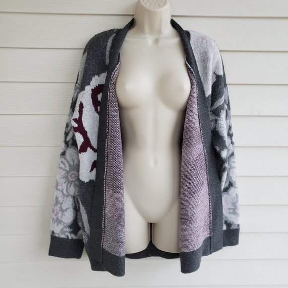 NWT Rachael Zoe thick floral cardigan sweater - Picture 3 of 7
